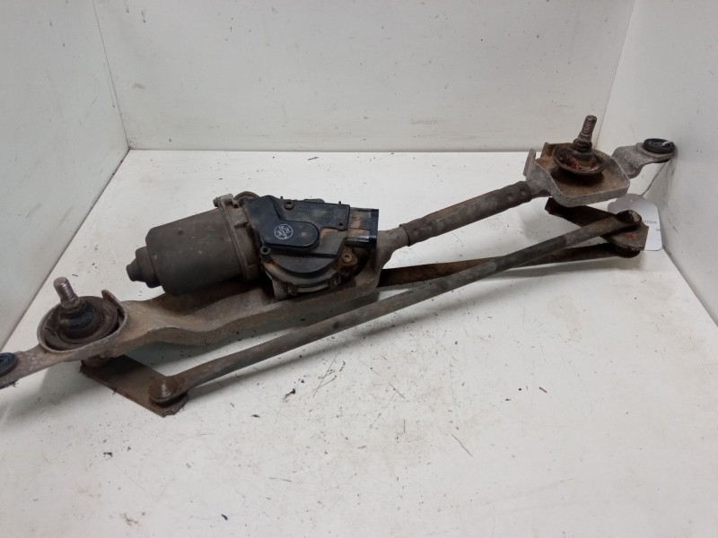 Recambio de motor limpia delantero para opel insignia a sedán (g09) 2.0 cdti (69) referencia OEM IAM 13227392  