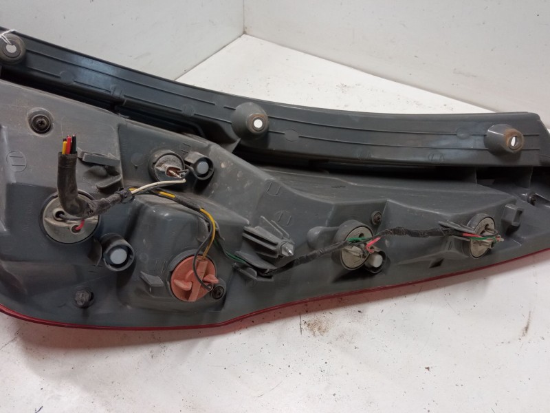 Recambio de piloto trasero izquierdo para hyundai i30 (fd) 1.6 crdi referencia OEM IAM 92401-2R100 924012R100 