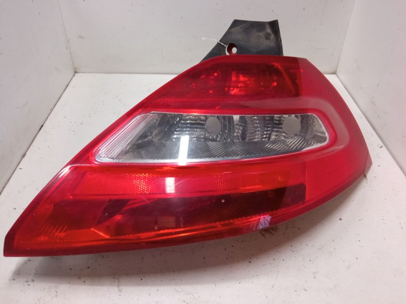 Recambio de piloto trasero derecho para renault megane ii (bm0/1_, cm0/1_) 1.6 16v referencia OEM IAM 89397355  