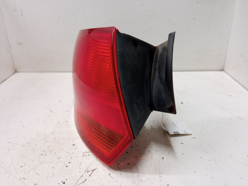 Recambio de piloto trasero izquierdo para audi a3 (8p1) 1.6 fsi referencia OEM IAM 8P4945095  