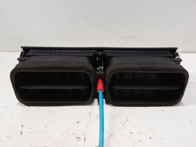 Recambio de aireador central para bmw 5 (e39) 525 d referencia OEM IAM   
