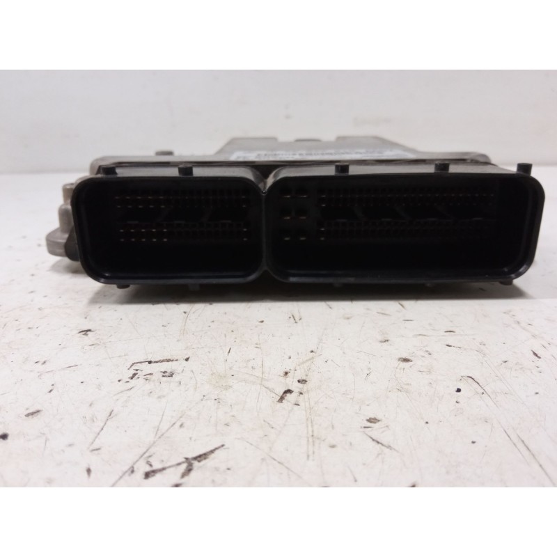 Recambio de centralita motor uce para opel insignia a (g09) 2.0 cdti 4x4 (68) referencia OEM IAM 55577619  