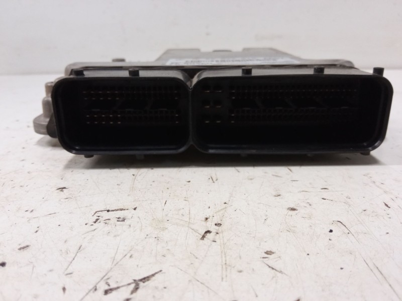 Recambio de centralita motor uce para opel insignia a (g09) 2.0 cdti 4x4 (68) referencia OEM IAM 55577619  
