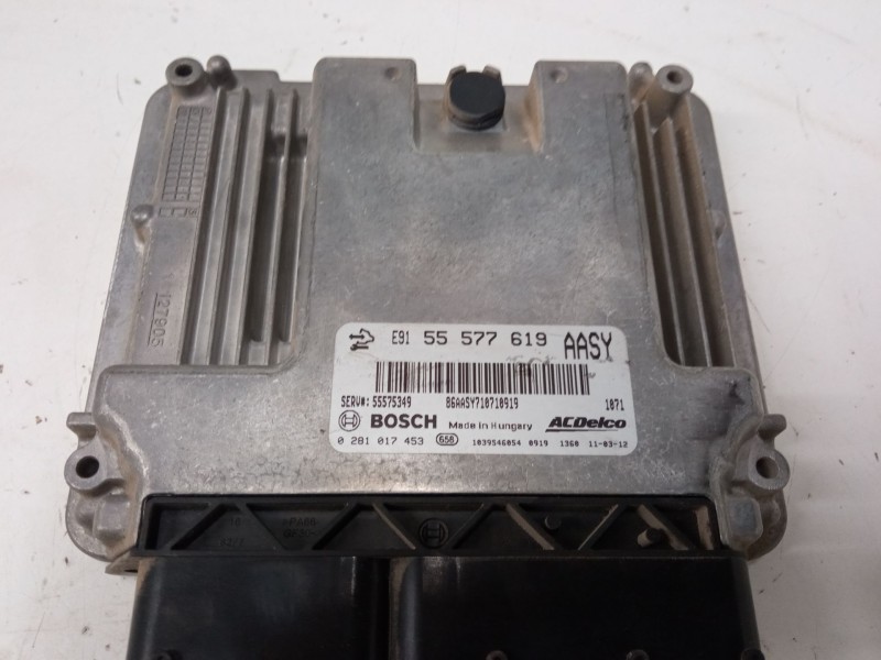 Recambio de centralita motor uce para opel insignia a (g09) 2.0 cdti 4x4 (68) referencia OEM IAM 55577619  