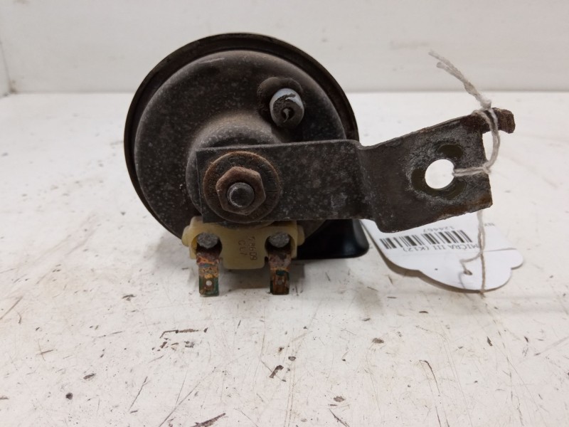 Recambio de claxon para nissan micra iii (k12) 1.4 16v referencia OEM IAM   