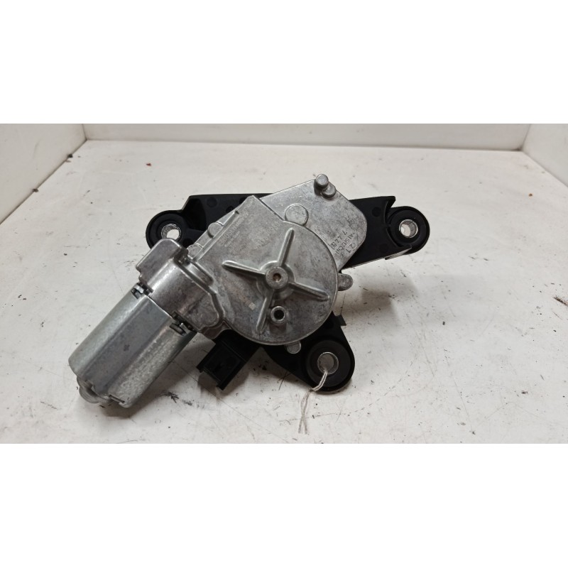 Recambio de motor limpia trasero para opel crossland x / crossland (p17, p2qo) 1.2 (75) referencia OEM IAM   