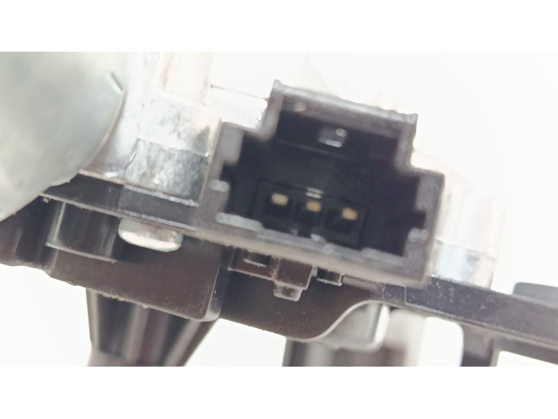 Recambio de motor limpia trasero para opel crossland x / crossland (p17, p2qo) 1.2 (75) referencia OEM IAM   