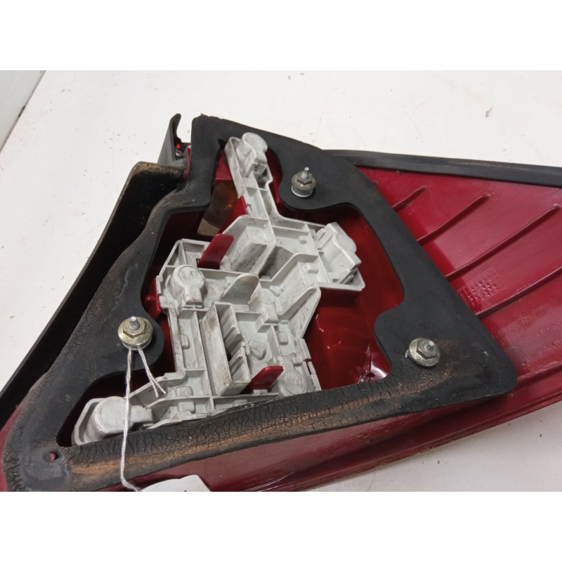 Recambio de piloto trasero izquierdo para ford mondeo iii (b5y) 2.0 16v tddi / tdci referencia OEM IAM 1371861  