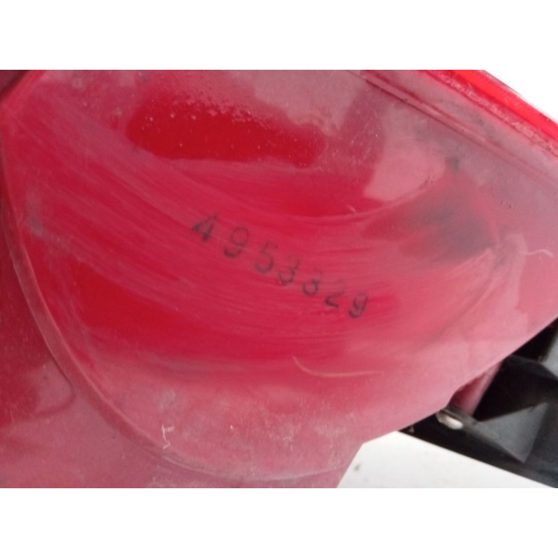 Recambio de piloto trasero izquierdo para ford mondeo iii (b5y) 2.0 16v tddi / tdci referencia OEM IAM 1371861  