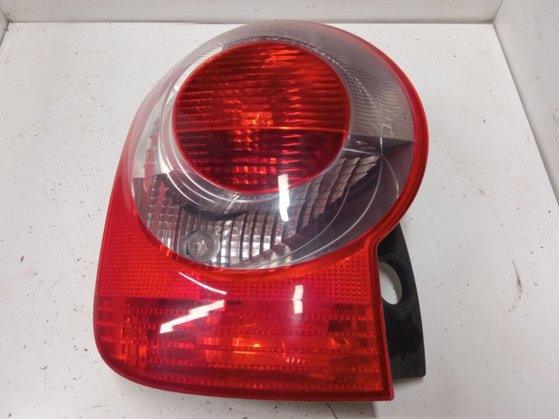 Recambio de piloto trasero izquierdo para renault modus / grand modus (f/jp0_) 1.5 dci (fp0f, jp0f) referencia OEM IAM 820065599