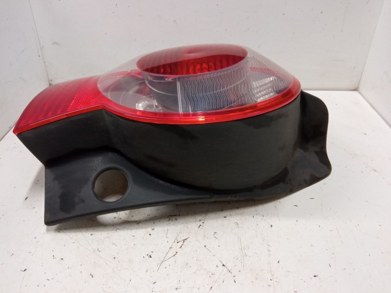 Recambio de piloto trasero izquierdo para renault modus / grand modus (f/jp0_) 1.5 dci (fp0f, jp0f) referencia OEM IAM 820065599