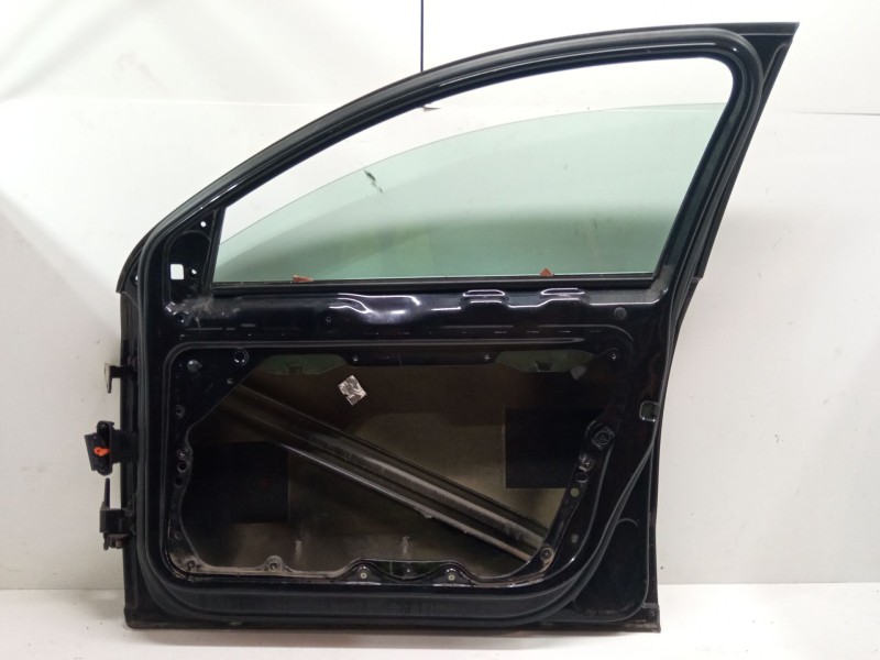 Recambio de puerta delantera derecha para volkswagen passat b6 (3c2) 2.0 tdi 16v referencia OEM IAM   