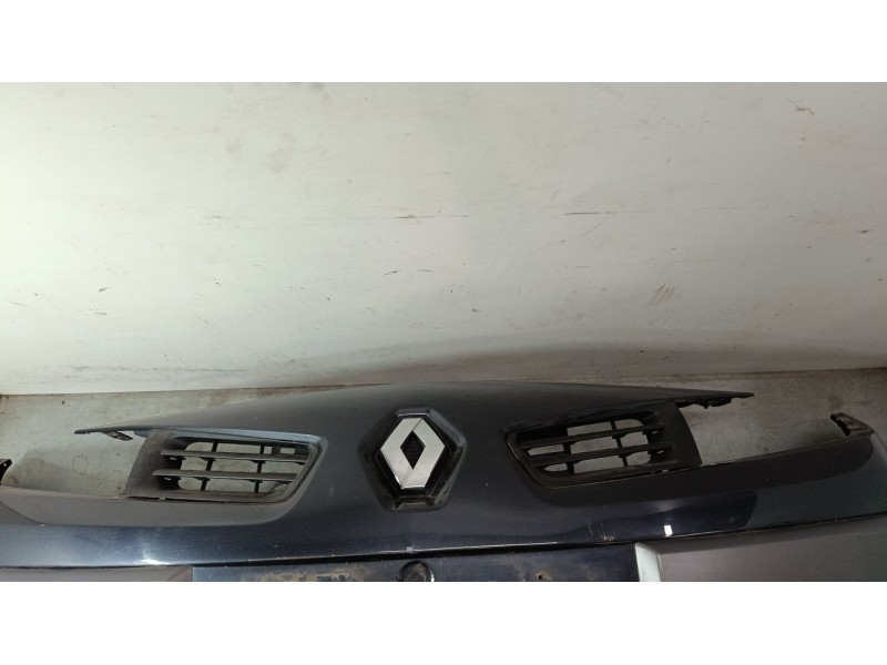 Recambio de paragolpes delantero para renault megane ii coupé-cabriolet (em0/1_) 2.0 16v turbo referencia OEM IAM   