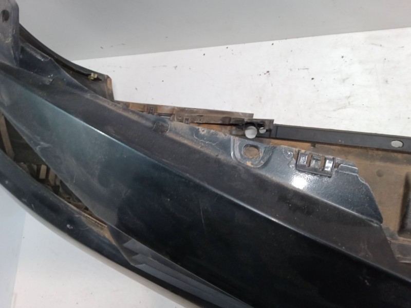 Recambio de paragolpes delantero para renault megane ii (bm0/1_, cm0/1_) 1.6 16v (bm0c, cm0c) referencia OEM IAM   