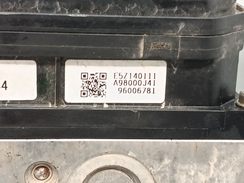 Recambio de abs para nissan leaf (ze0) electric referencia OEM IAM A98000J41  