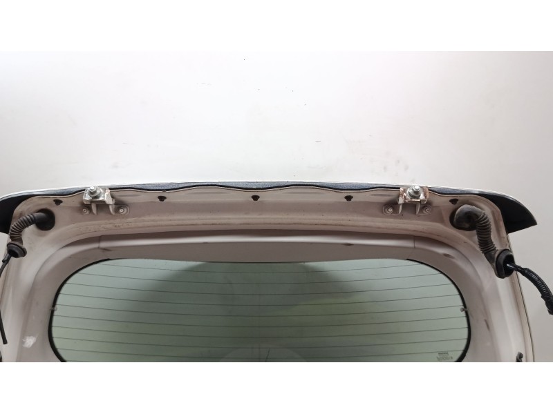 Recambio de porton trasero para nissan leaf (ze0) electric referencia OEM IAM K010M3NAMA  