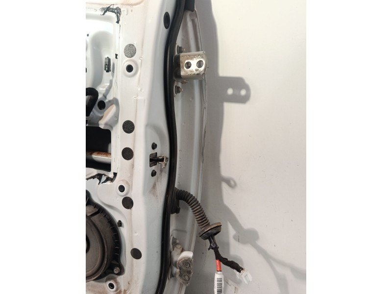 Recambio de puerta delantera izquierda para nissan nv200 furgoneta e-nv (me0n) referencia OEM IAM H01014FAMA  