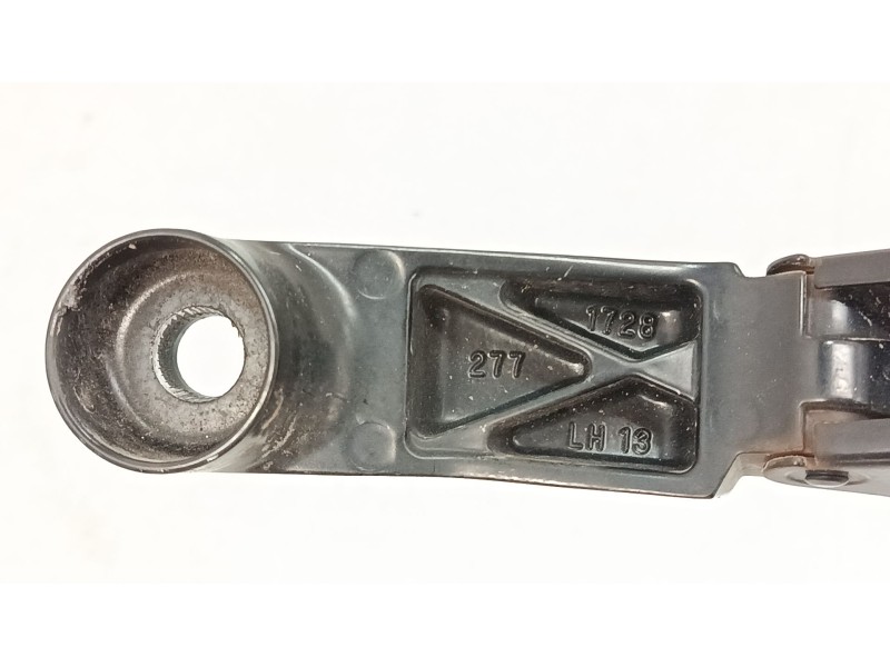 Recambio de brazo limpia delantero izquierdo para toyota prius liftback (_w2_) 1.5 hybrid (nhw20_) referencia OEM IAM   