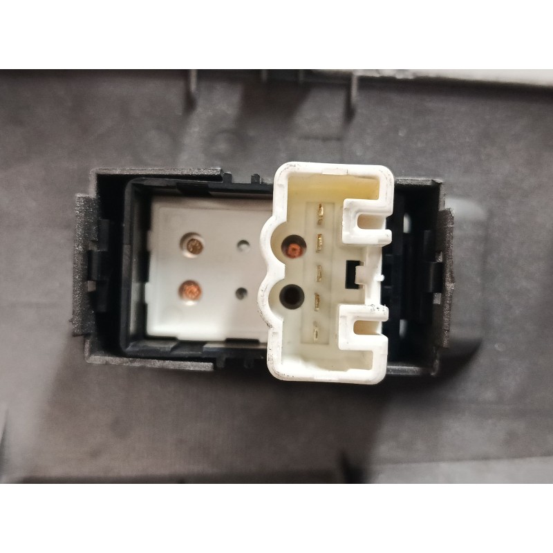 Recambio de mando elevalunas trasero derecho para toyota prius liftback (_w2_) 1.5 hybrid (nhw20_) referencia OEM IAM 7427147050