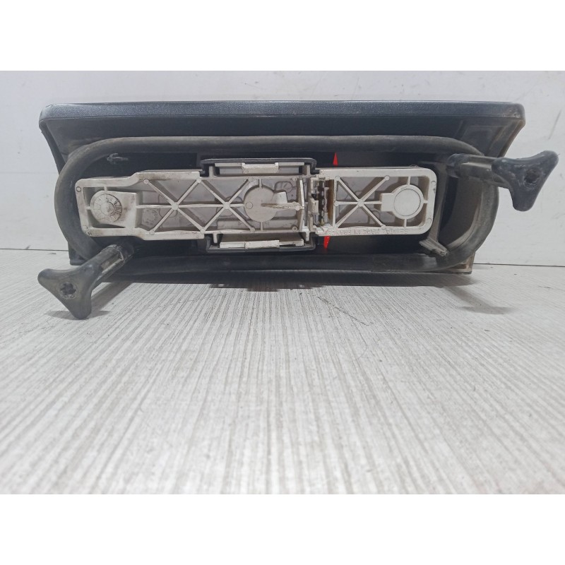 Recambio de piloto trasero izquierdo para renault express furgoneta/monovolumen (f40_, g40_) 1.9 d (f40r) referencia OEM IAM SEI