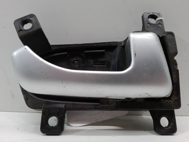 Recambio de maneta interior puerta delantera derecha para kia sportage iii (sl) 1.7 crdi referencia OEM IAM   