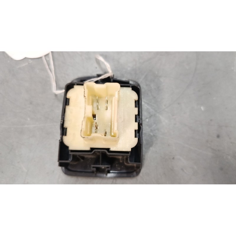 Recambio de mando elevalunas delantero izquierdo para renault kangoo express (fw0/1_) z.e. (fw0z, fw1z) referencia OEM IAM   
