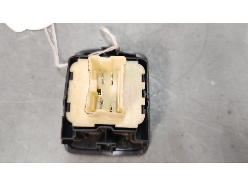 Recambio de mando elevalunas delantero izquierdo para renault kangoo express (fw0/1_) z.e. (fw0z, fw1z) referencia OEM IAM   