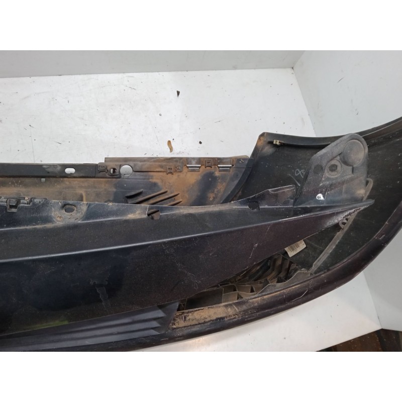 Recambio de paragolpes delantero para renault megane ii (bm0/1_, cm0/1_) 1.6 16v (bm0c, cm0c) referencia OEM IAM   