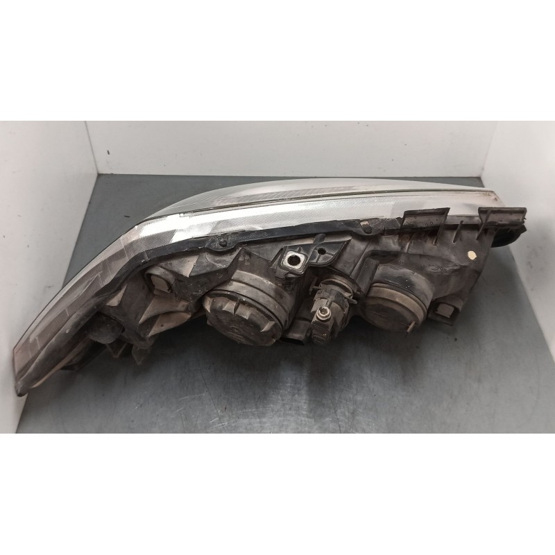 Recambio de faro izquierdo para renault megane ii (bm0/1_, cm0/1_) 2.0 16v (bm0u, cm0u) referencia OEM IAM 8200476428  