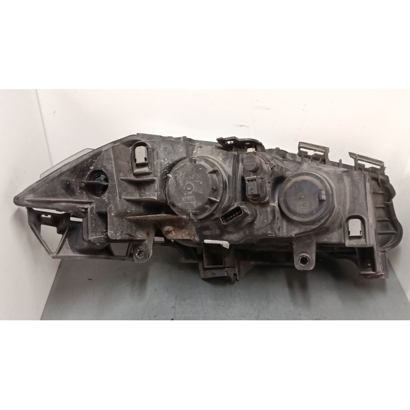 Recambio de faro izquierdo para renault megane ii (bm0/1_, cm0/1_) 2.0 16v (bm0u, cm0u) referencia OEM IAM 8200476428  