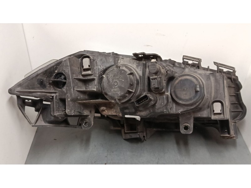 Recambio de faro izquierdo para renault megane ii (bm0/1_, cm0/1_) 2.0 16v (bm0u, cm0u) referencia OEM IAM 8200476428  