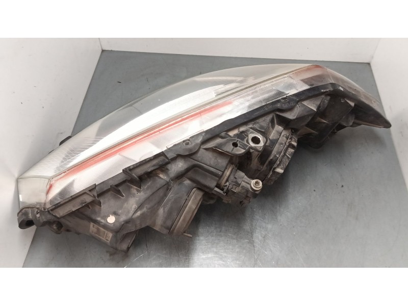Recambio de faro derecho para renault megane ii (bm0/1_, cm0/1_) 2.0 16v (bm0u, cm0u) referencia OEM IAM 8200476431  