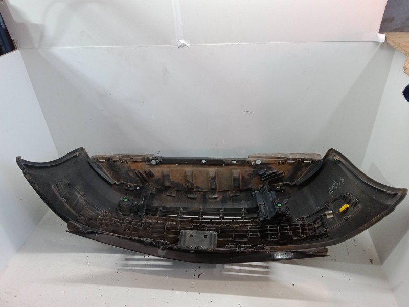 Recambio de paragolpes delantero para renault megane ii (bm0/1_, cm0/1_) 1.6 16v (bm0c, cm0c) referencia OEM IAM   