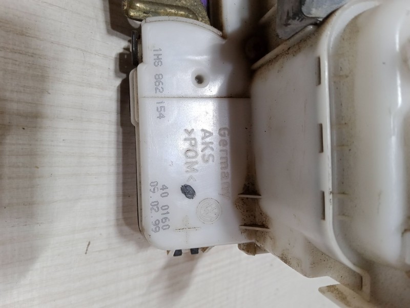 Recambio de cerradura puerta delantera derecha para seat ibiza ii (6k1) 1.4 i referencia OEM IAM 6K483701  