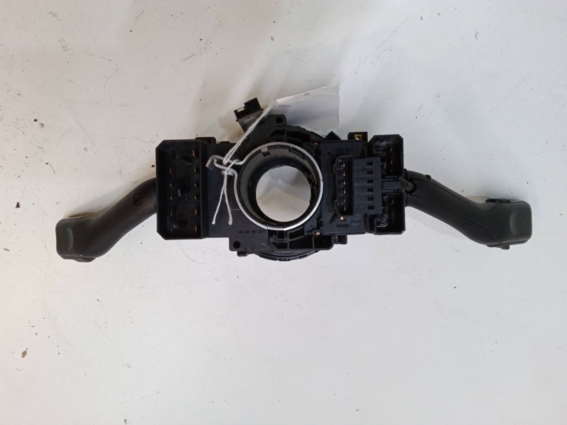 Recambio de mando luces para volkswagen bora i (1j2) 2.0 referencia OEM IAM 8L0953513G  