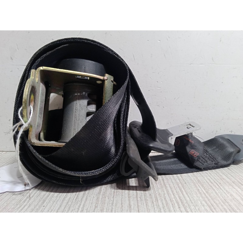 Recambio de cinturon seguridad trasero izquierdo para peugeot 407 (6d_) 2.0 hdi 135 (6drhrh, 6drhre, 6drhrg, 6drhrj) referencia 