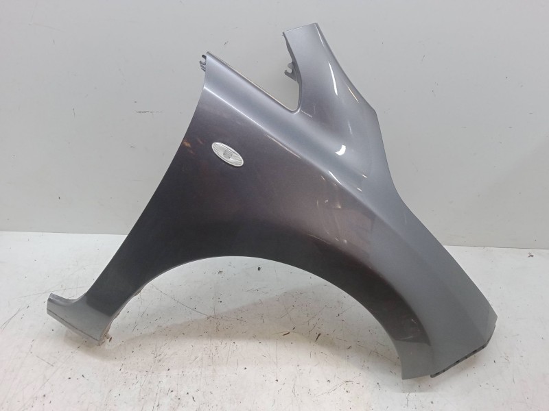 Recambio de aleta delantera derecha para nissan leaf (ze0) electric referencia OEM IAM   