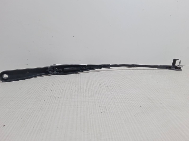 Recambio de brazo limpia delantero izquierdo para opel astra h (a04) 1.4 (l48) referencia OEM IAM   