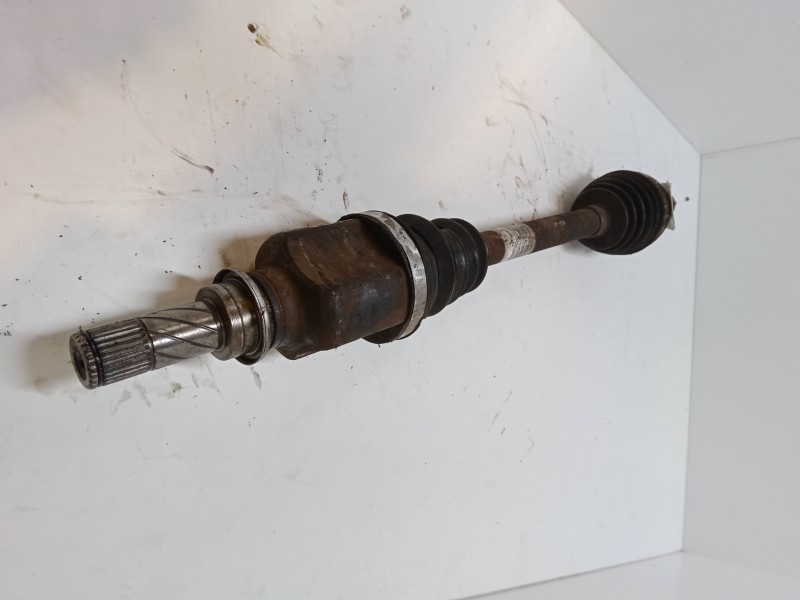 Recambio de transmision delantera izquierda para renault clio iii (br0/1, cr0/1) 1.5 dci (br17, cr17) referencia OEM IAM   