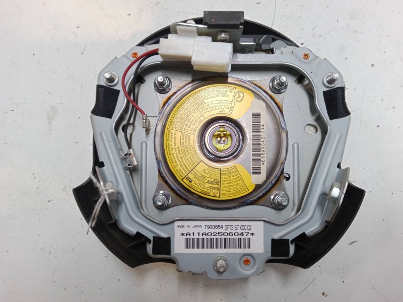Recambio de airbag volante para mazda 2 (de_, dh_) 1.3 (de3fs) referencia OEM IAM T93365A  DF7357K0002