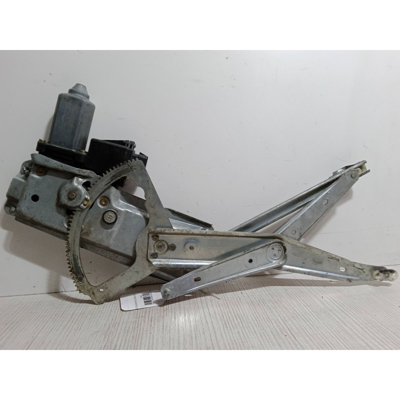 Recambio de elevalunas electrico delantero derecho para opel vectra b hatchback (j96) 1.6 i 16v (f68) referencia OEM IAM   