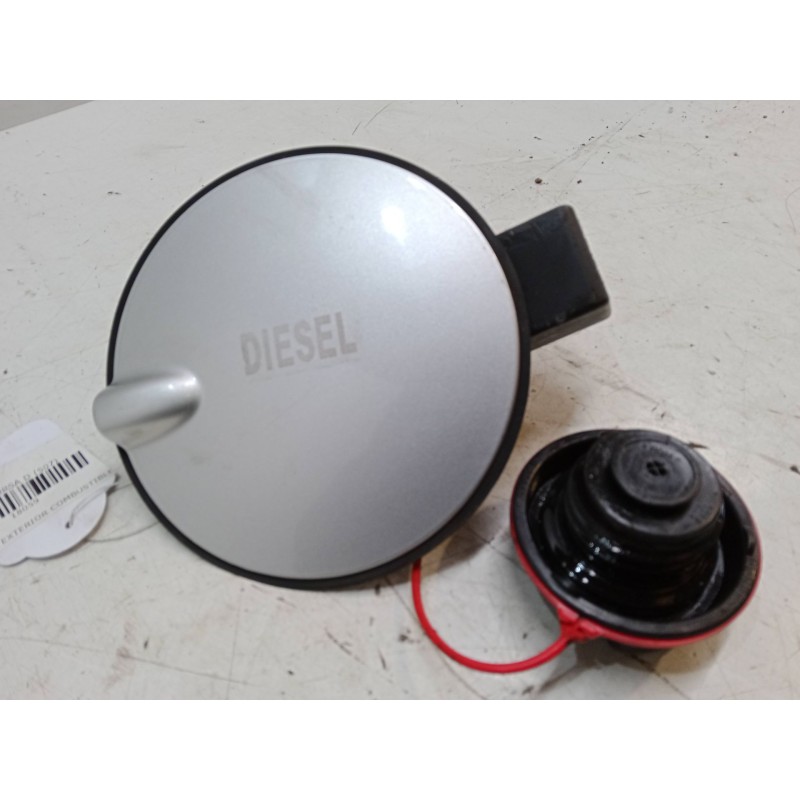 Recambio de tapa exterior combustible para opel corsa d (s07) 1.3 cdti (l08, l68) referencia OEM IAM   