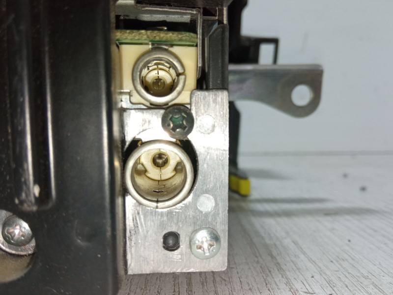 Recambio de radio cd para toyota auris (_e15_) 2.0 d-4d (ade150_) referencia OEM IAM 86120-02520  