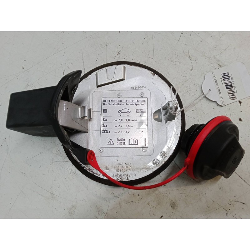 Recambio de tapa exterior combustible para opel corsa d (s07) 1.3 cdti (l08, l68) referencia OEM IAM   