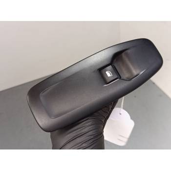 MANDO ELEVALUNAS DELANTERO DERECHO 9675118ZD 