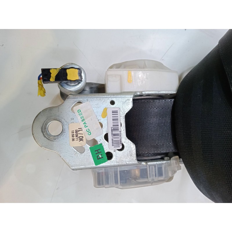 Recambio de cinturon con pretensor delantero derecho para hyundai i20 i (pb, pbt) 1.2 referencia OEM IAM   
