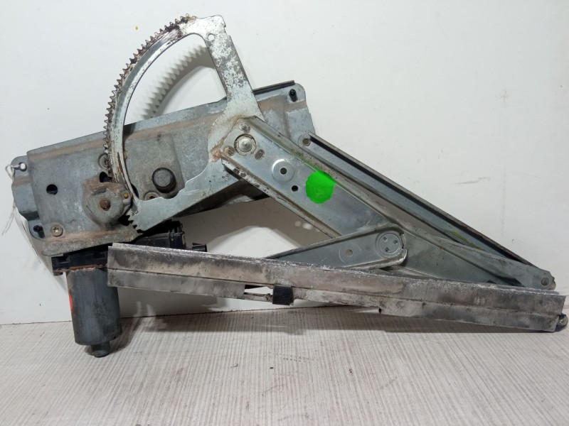 Recambio de elevalunas electrico delantero izquierdo para opel vectra b hatchback (j96) 1.6 i 16v (f68) referencia OEM IAM FPG12