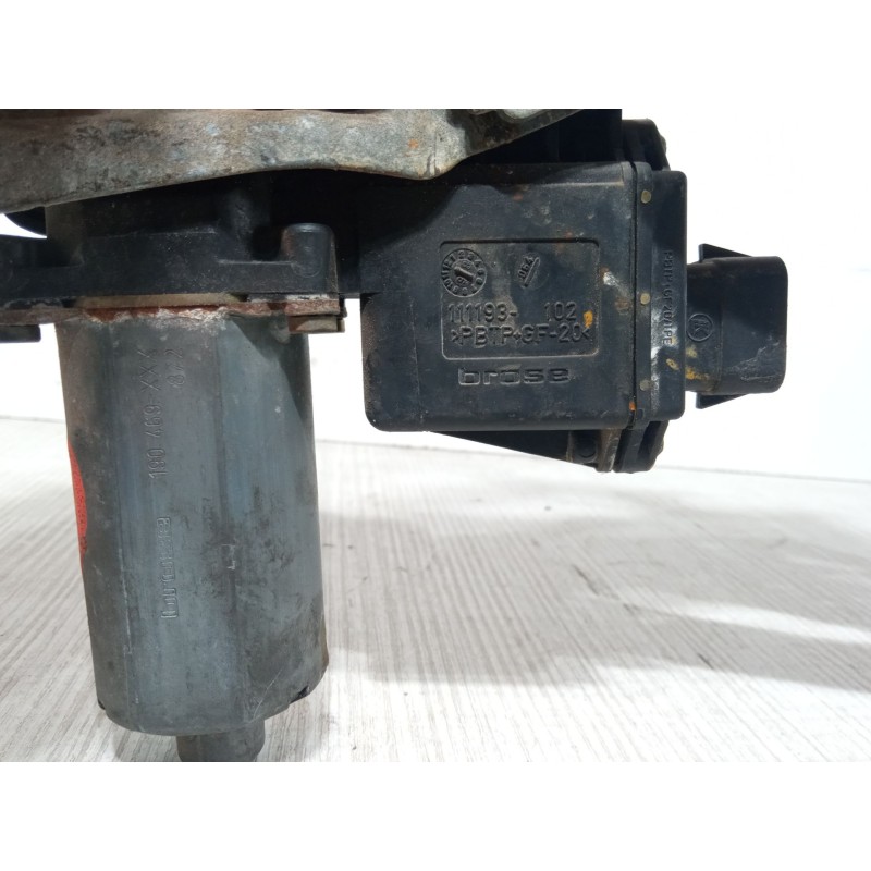 Recambio de elevalunas electrico delantero izquierdo para opel vectra b hatchback (j96) 1.6 i 16v (f68) referencia OEM IAM FPG12