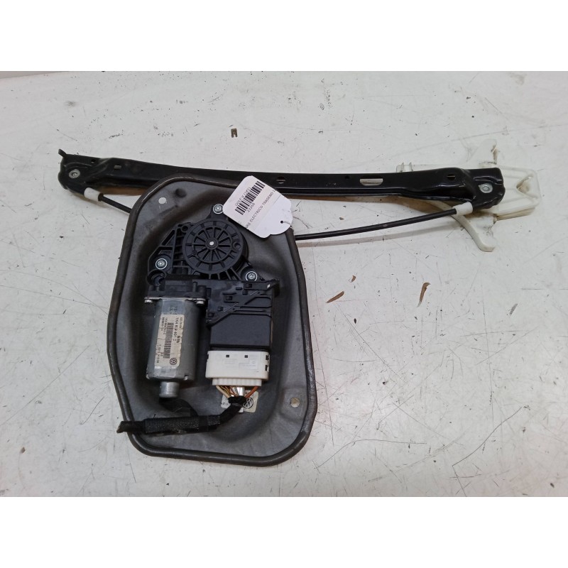 Recambio de elevalunas electrico trasero izquierdo para volkswagen golf v (1k1) 1.9 tdi referencia OEM IAM 1K4839401C  1K0959703