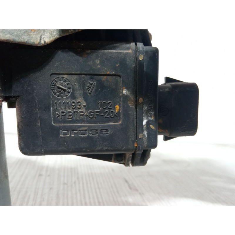 Recambio de elevalunas electrico delantero izquierdo para opel vectra b hatchback (j96) 1.6 i 16v (f68) referencia OEM IAM FPG12